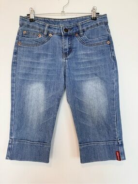 Vintage Levis Bermuda jeans size 26